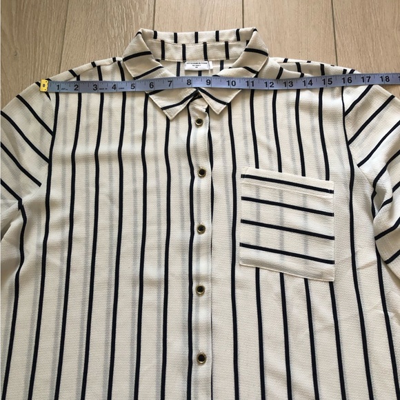 Jacqueline de Yong by Only Cream & Navy Striped Shirt Size 40 Small - Picture 3 of 13